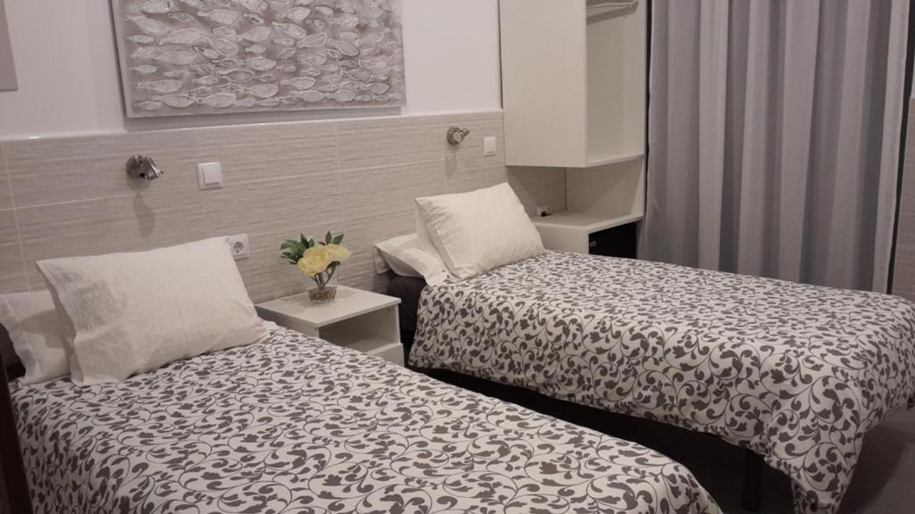 Hostal House Барселона Экстерьер фото